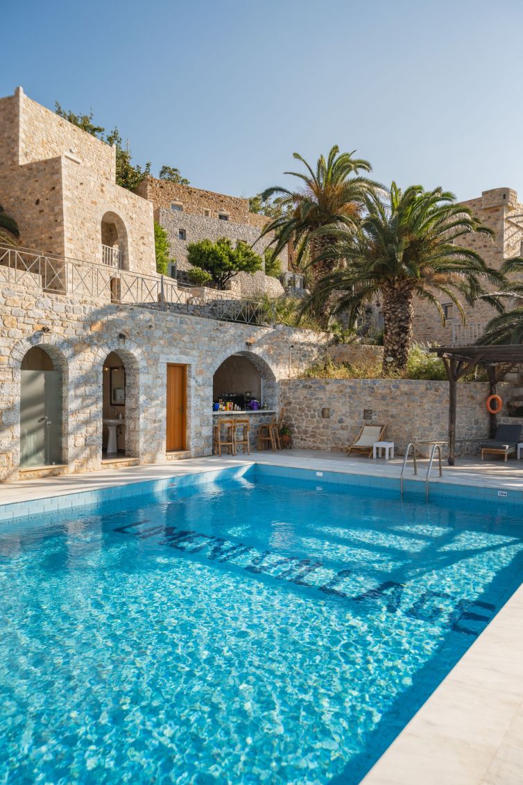 General_Exterior_Night_054