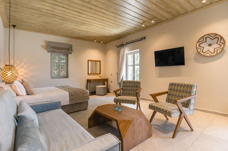 Limeni_Village_Rooms_032